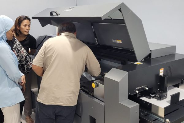 Citytech technical manager were explaining and give training to the staff.